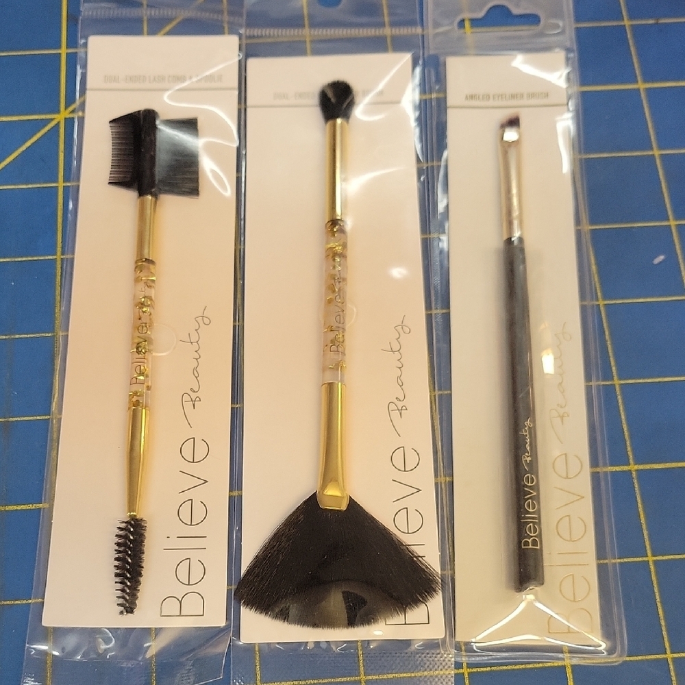 Believe Beauty Makeup Brush Set Of 3 New In Package
